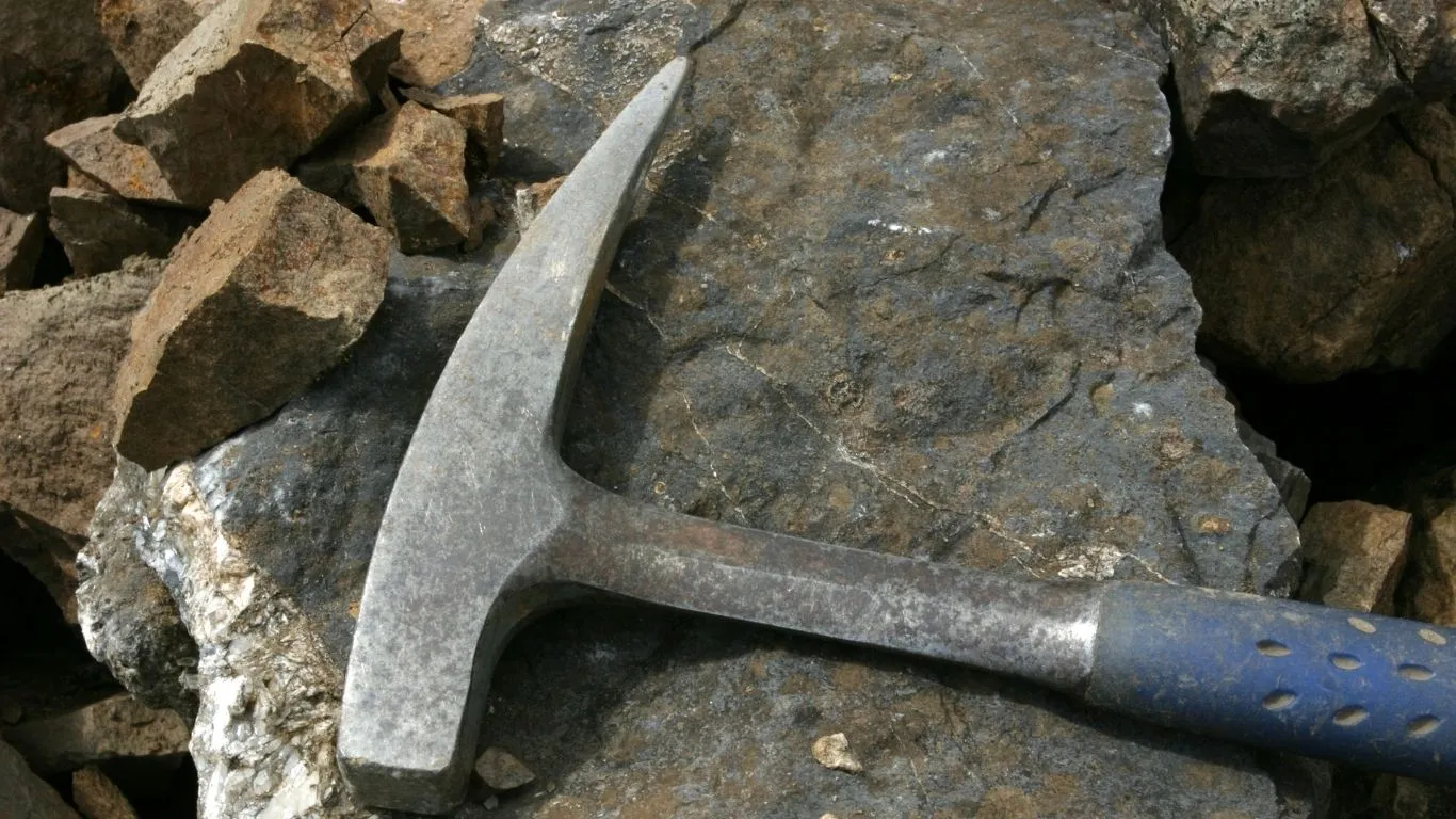 Geological Rake Bouw Consultants | Tunneling & Underground Structures Specialists